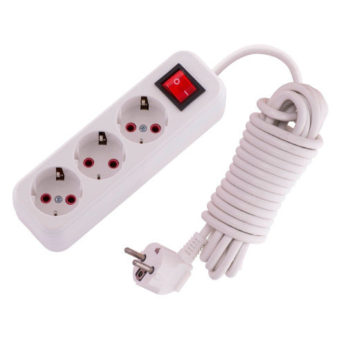 720-0305-302 LILA Удлинитель с/з 3 вх. 5 м. с вык. (3500Вт) купить за 1 097 руб. в Новосибирске