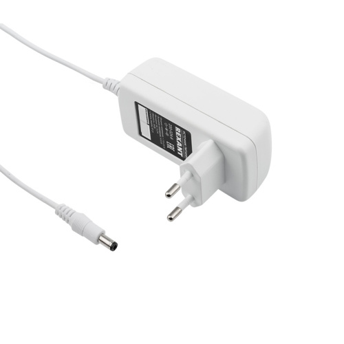 Блок питания AC 110-250В/DC 12В, 2А, 24W с DC разъемом подключения 5.5*2.1, IP43, REXANT (Белый корпус) купить за 546 руб. в Новосибирске