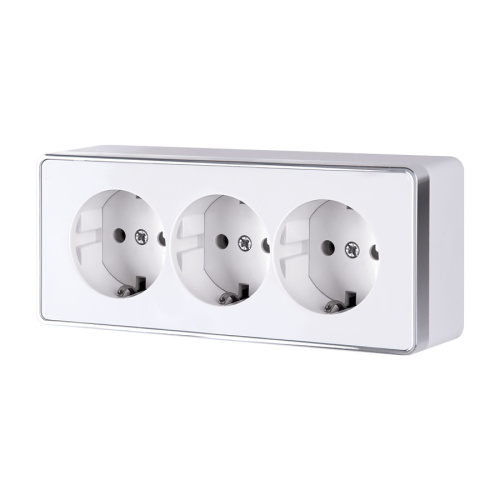 Розетка тройная с заземлением Gallant (белая) / WL15-02-05 / W5073101, WERKEL купить за 0 руб. в Новосибирске