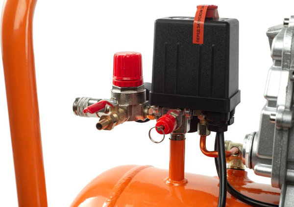 Компрессор воздушный КМП-300/50 Вихрь ( компрессор 300 ) 74/3/4 купить за 16&nbsp;139 руб. в Новосибирске