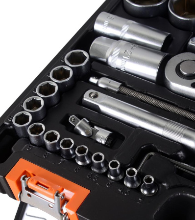 Набор инструментов, 1/2" , 1/4" , CrV, в кейсе 94 предм Вихрь, 73/6/7/5 купить за 7&nbsp;906 руб. в Новосибирске