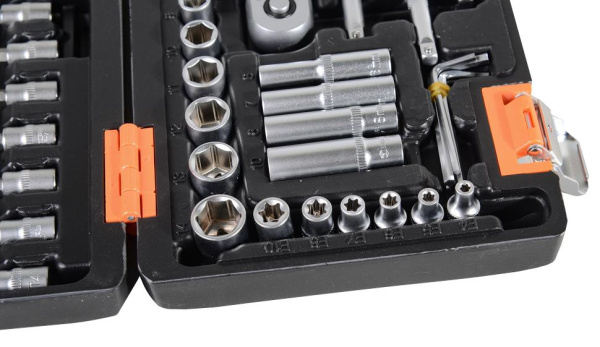 Набор инструментов, 1/4" , CrV, пластиковый кейс 57 предм 73/6/7/2 "ВИХРЬ" купить за 3&nbsp;190 руб. в Новосибирске