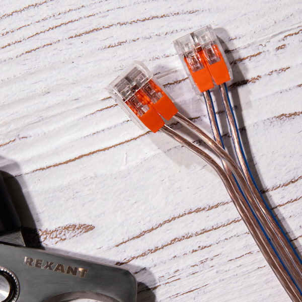 Универсальная компактная клемма, 2-проводная до 4,0 мм² (50 шт. /уп. ) REXANT купить за 27 руб. в Новосибирске