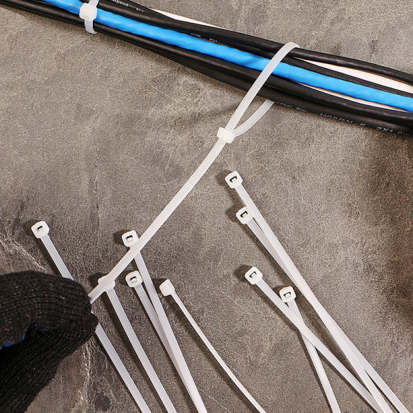 Хомут nylon 3.6 х 300 мм 100 шт белый  REXANT купить за 275 руб. в Новосибирске