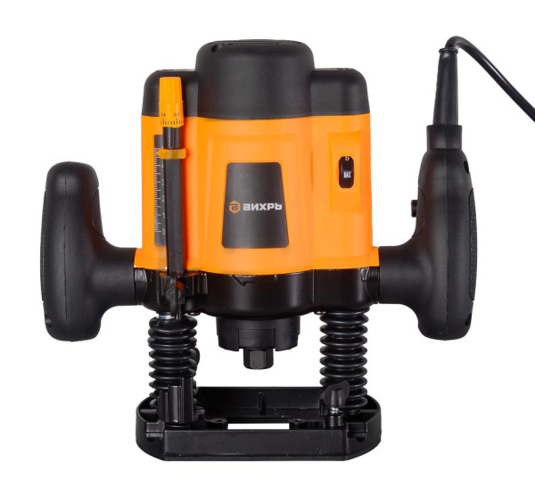 Фрезерная машина ВИХРЬ ФМ-1300, цанги в комплекте, 72/13/1 купить за 5 429 руб. в Новосибирске