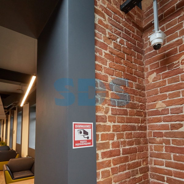 Знак "Внимание, ведётся видеонаблюдение"200*200 мм Rexant купить за 72 руб. в Новосибирске