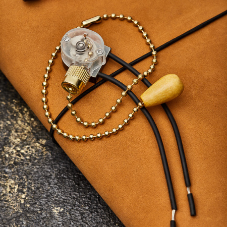 Выключатель для настенного светильника c проводом и деревянным наконеч., gold PROCONNECT купить за 0 руб. в Новосибирске