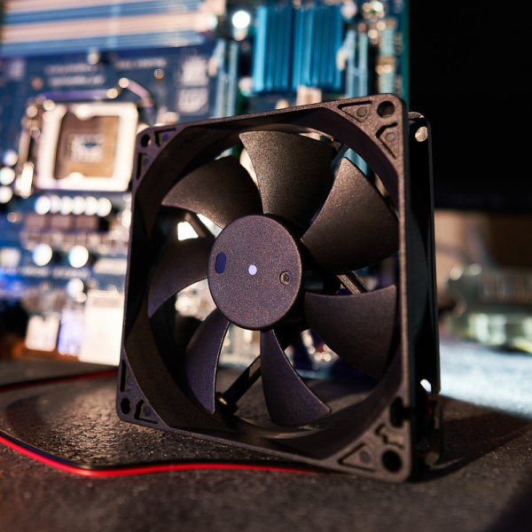 Вентилятор RQD 9225MS 12VDC купить за 280 руб. в Новосибирске