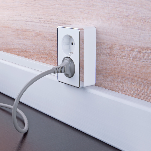 Розетка двойная с заземлением Gallant (белая) / WL15-02-03 / W5072101, WERKEL купить за 0 руб. в Новосибирске