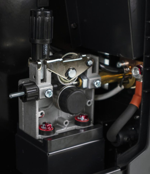 Сварочный полуавтомат САИПА-200ПРОФ (MIG/MAG) Ресанта, шт, 65/97 купить за 38 490 руб. в Новосибирске