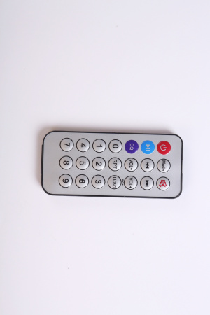 Светодиодная система B52 "YB-6B", 220В, 6цв. свечения, Bluetooth, ПДУ, точки, 17065 купить за 887 руб. в Новосибирске