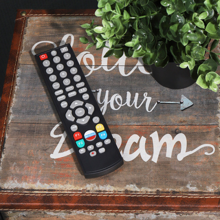 Пульт для ресиверов Триколор ТВ купить за 378 руб. в Новосибирске