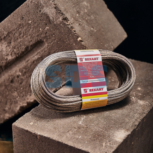Трос стальной в ПВХ изоляции d=4.0 мм, моток 20 метров REXANT купить за 918 руб. в Новосибирске